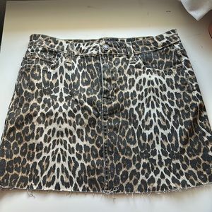 Angel kiss cheetah skirt